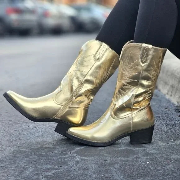 Women's Gold Metallic Western Cowboys Boots - Picture 3 of 7